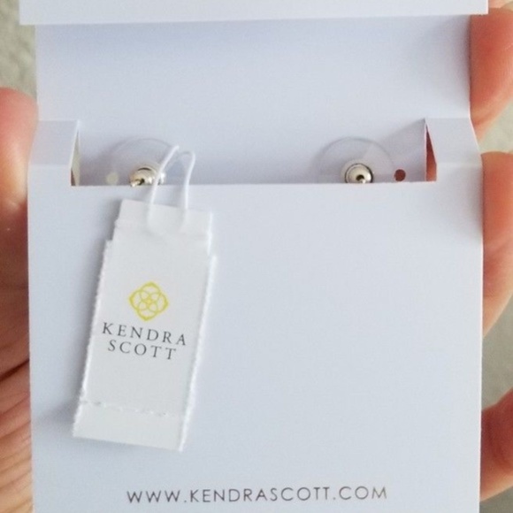 Kendra Scott Howlite Aragon earrings NWT - Picture 6 of 6